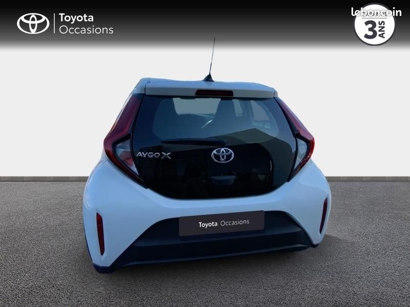Toyota Aygo X 1.0 VVT-i 72ch Active Business MY23 (image 4)