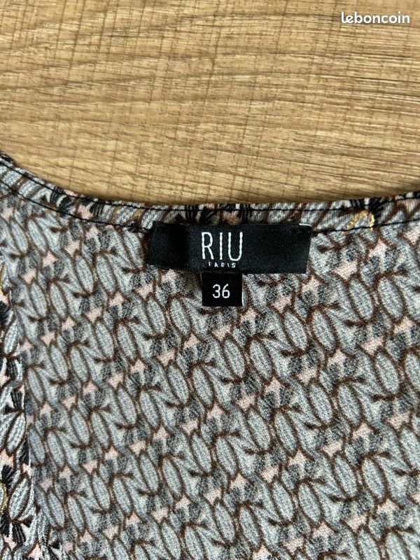 Robe Manches Courtes Imprimée Multicolore Jacqueline Riu Taille 36 – Très Bon état