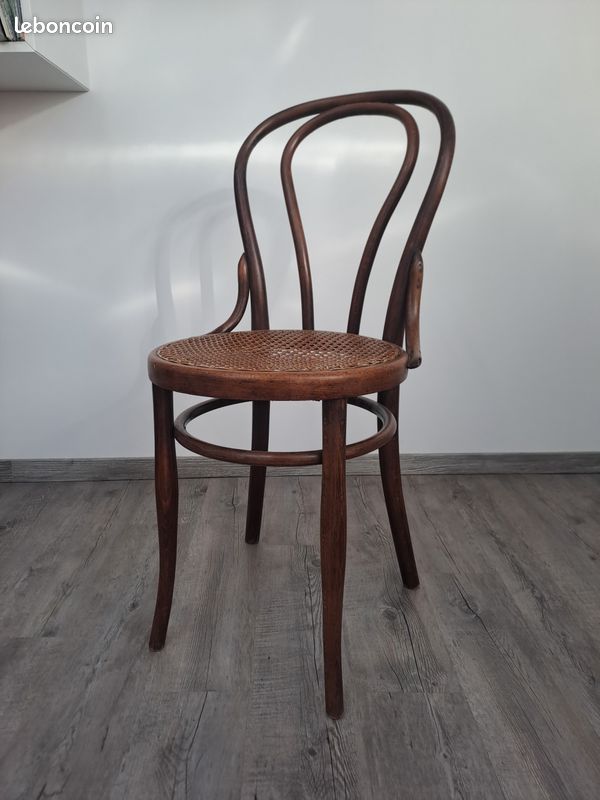 Chaise Thonet (fabrication Josef Hofmann) (image 2)