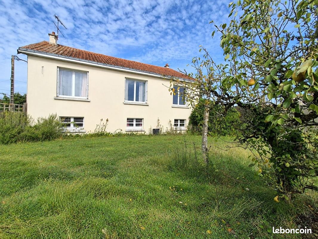 Maison 4 pièces 94 m² · à Saint-Étienne-de-Mer-Morte · 94 m² · 207 900 €