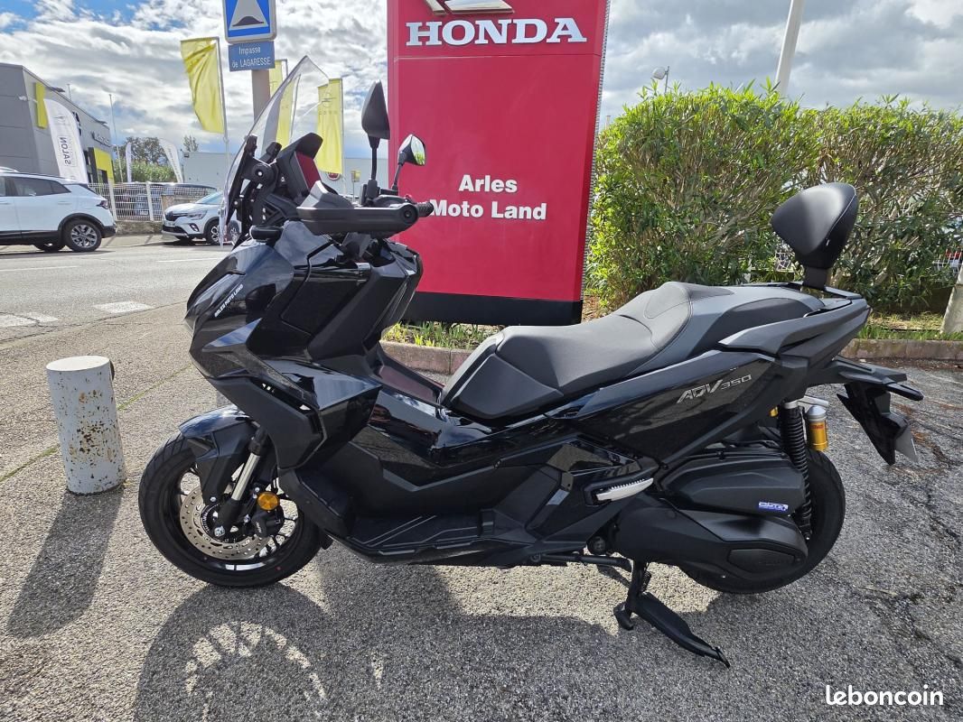 Honda ADV 350 ADV350 350ADV (image 1)