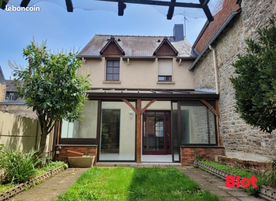 Maison 4 pièces 77 m² · à Saint-Aubin-du-Cormier · 77 m² · 210 000 €