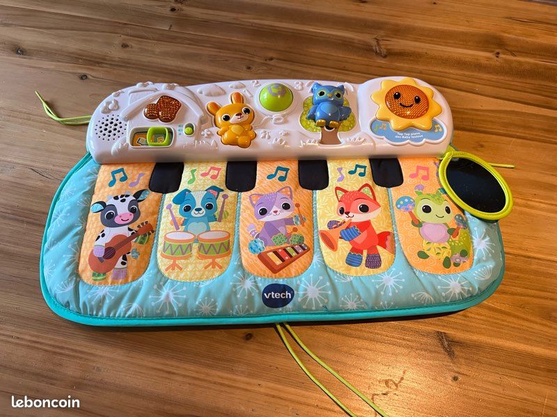 VTech Tap Tap Piano Des Baby Loulous - Piano Interactif Lit Et Sol, 5 Touches Tissu, 2 Modes, Berceuses Et Mélodies, Soleil Lumineux - Cadeau Bébé Dès 3 Mois (Français)