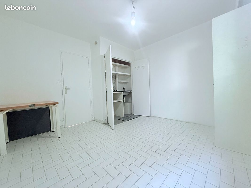 Appartement 1 pièce 17 m² · à Sèvres · 17 m² · 124 000 €