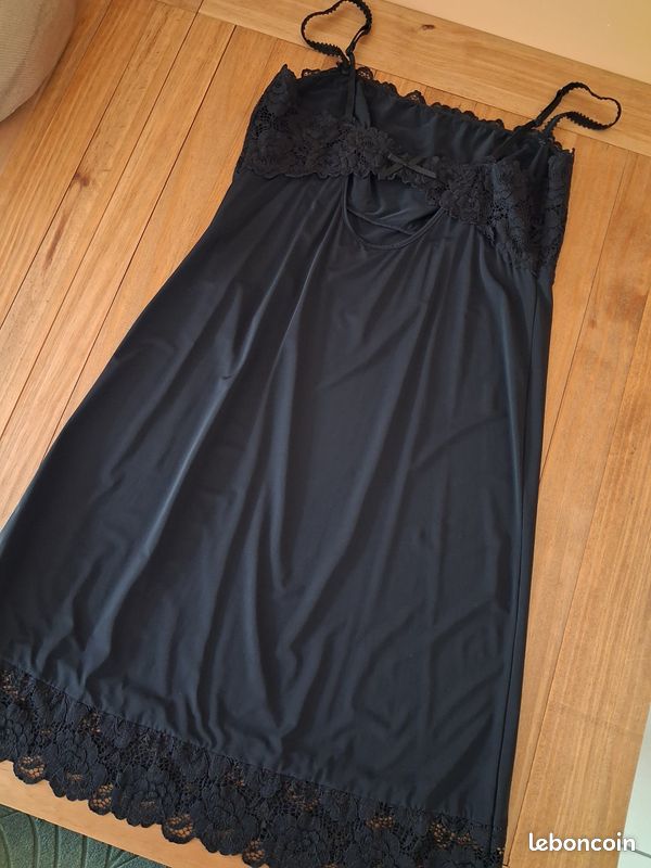 Jolie nuisette noire dentelle Rouge-Gorge Taille 40 (image 5)