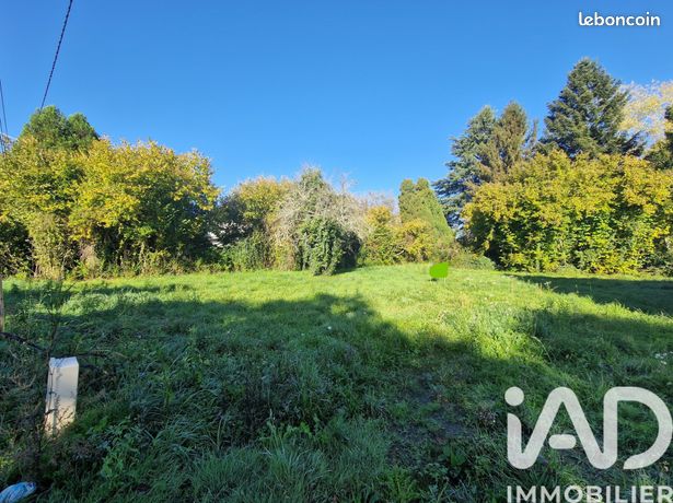 Terrain 825 m² Bénéjacq