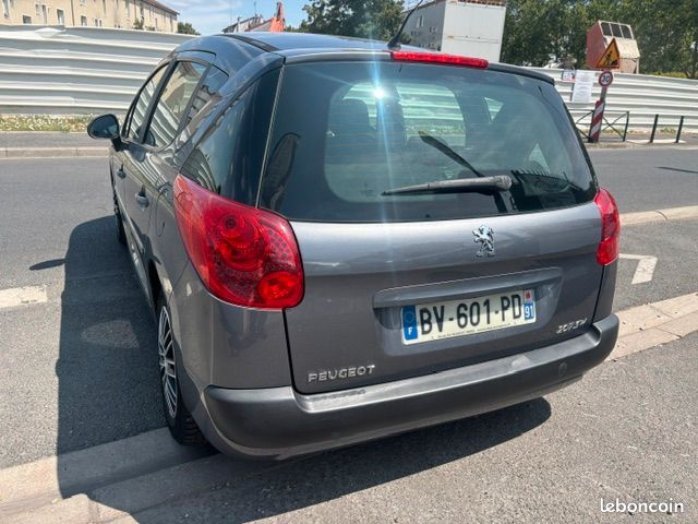 Peugeot 207 SW 1.6 Hdi 92ch BUSINESS / 1ère MAIN / 202000km / Financement possible de 3 à 36 fois (image 4)