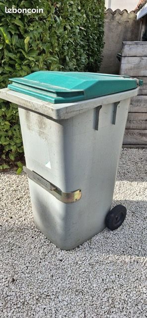 Poubelle Container (image 1)