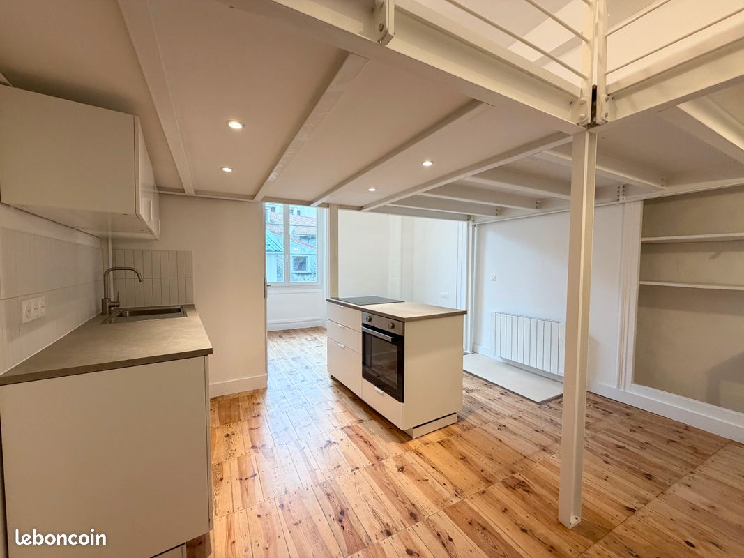 Appartement 1 pièce 39 m² · à Grenoble · 39 m² · 112 000 €