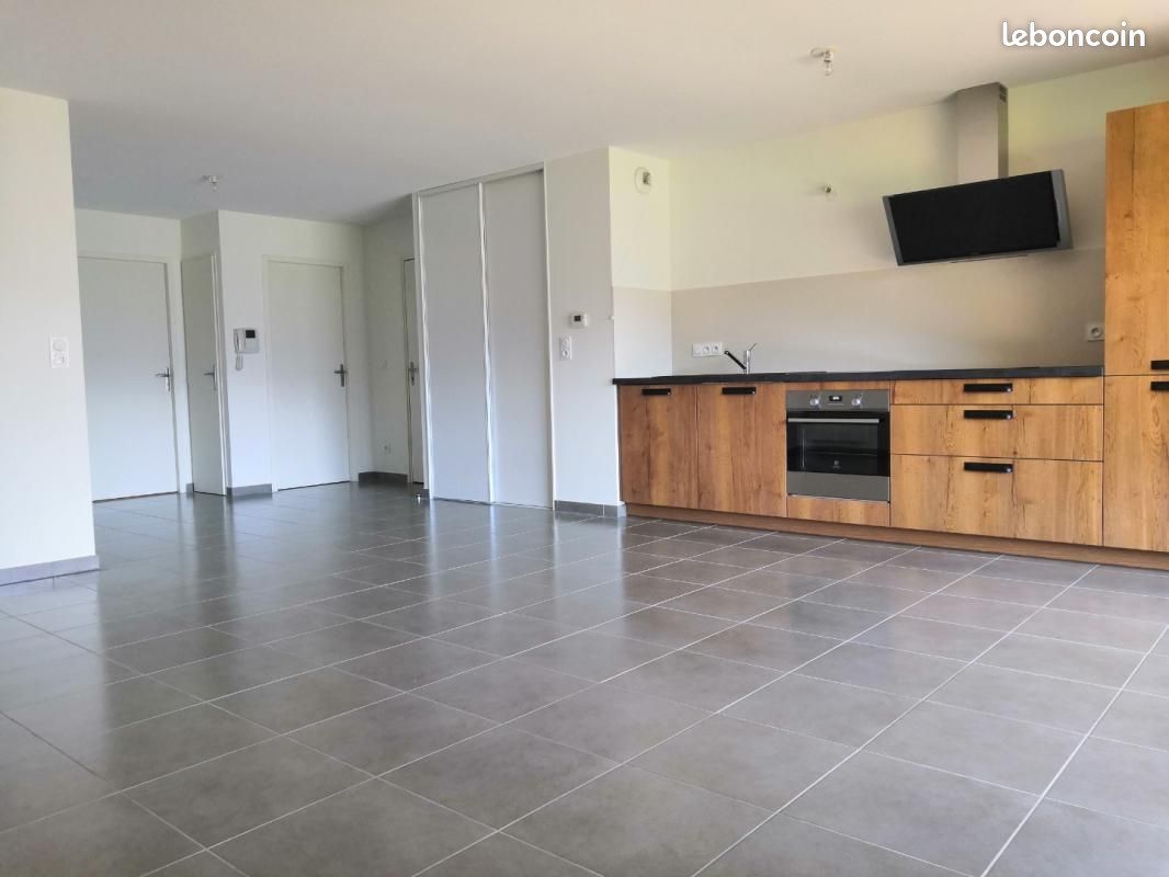 Appartement 3 pièces 77 m² · à Sallanches · 77 m² · 1 065 €/mois