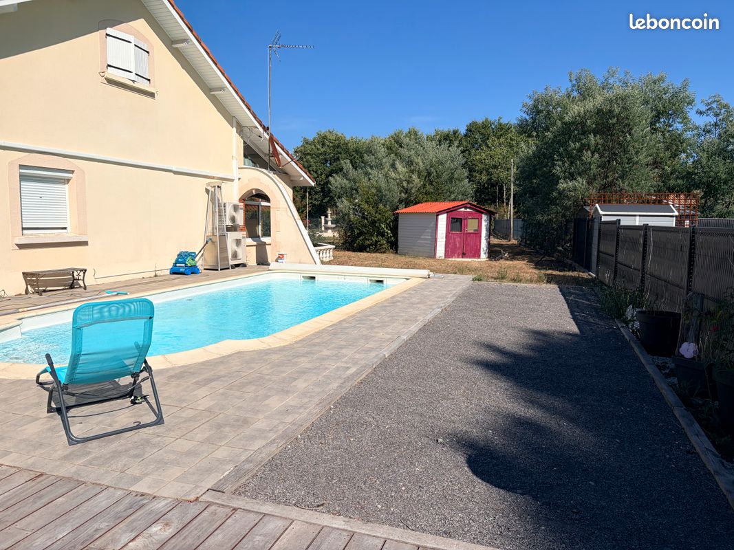 Maison 7 pièces 240 m² · à Parentis-en-Born · 240 m² · 699 000 €