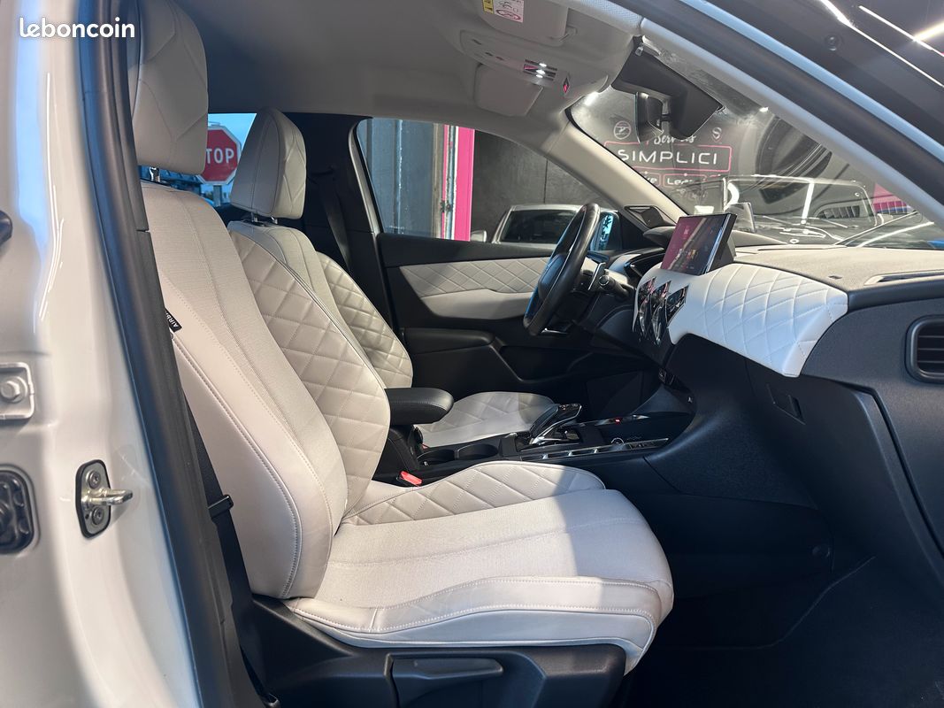 DS DS3 CROSSBACK GRAND CHIC 131Ch EAT8 Grand Chic full entretien DS carplay Garantie 12 mois (image 11)