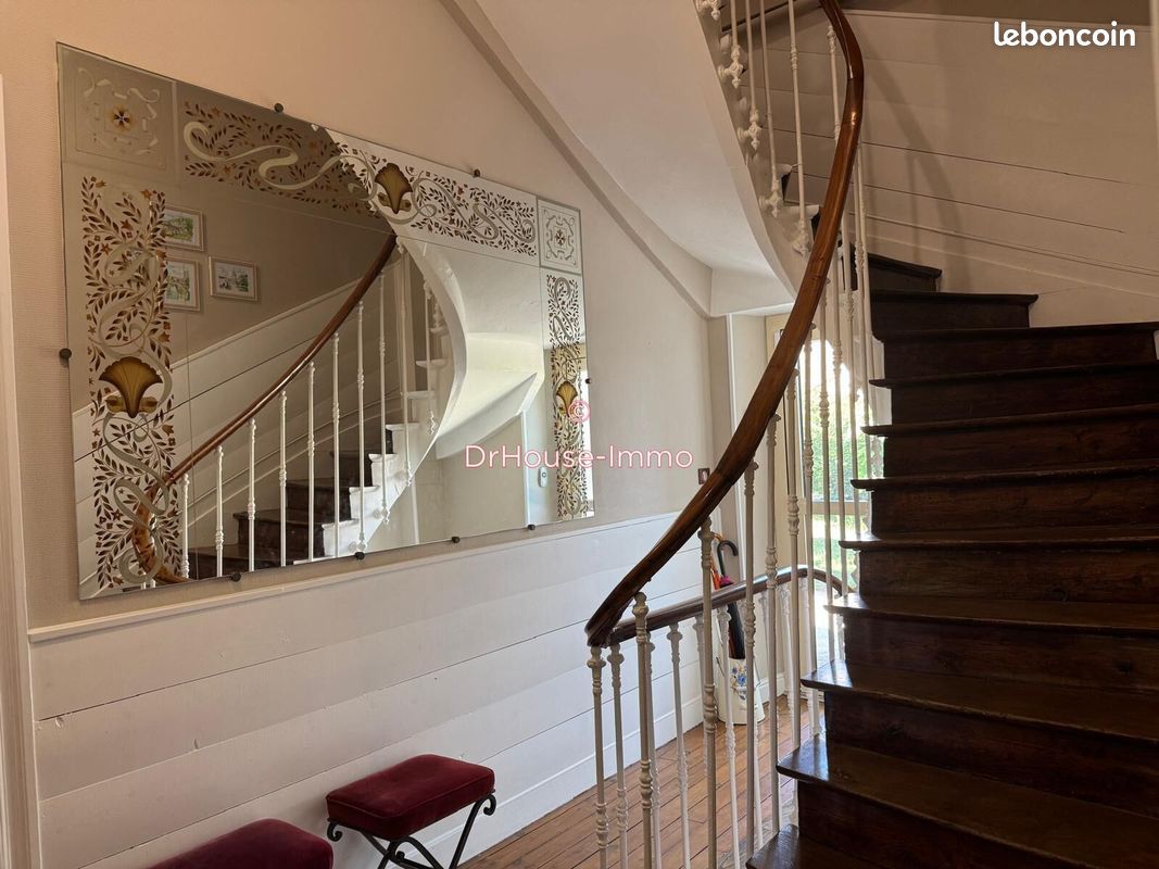 Maison 15 pièces 266 m² · à Périgueux · 266 m² · 556 000 €