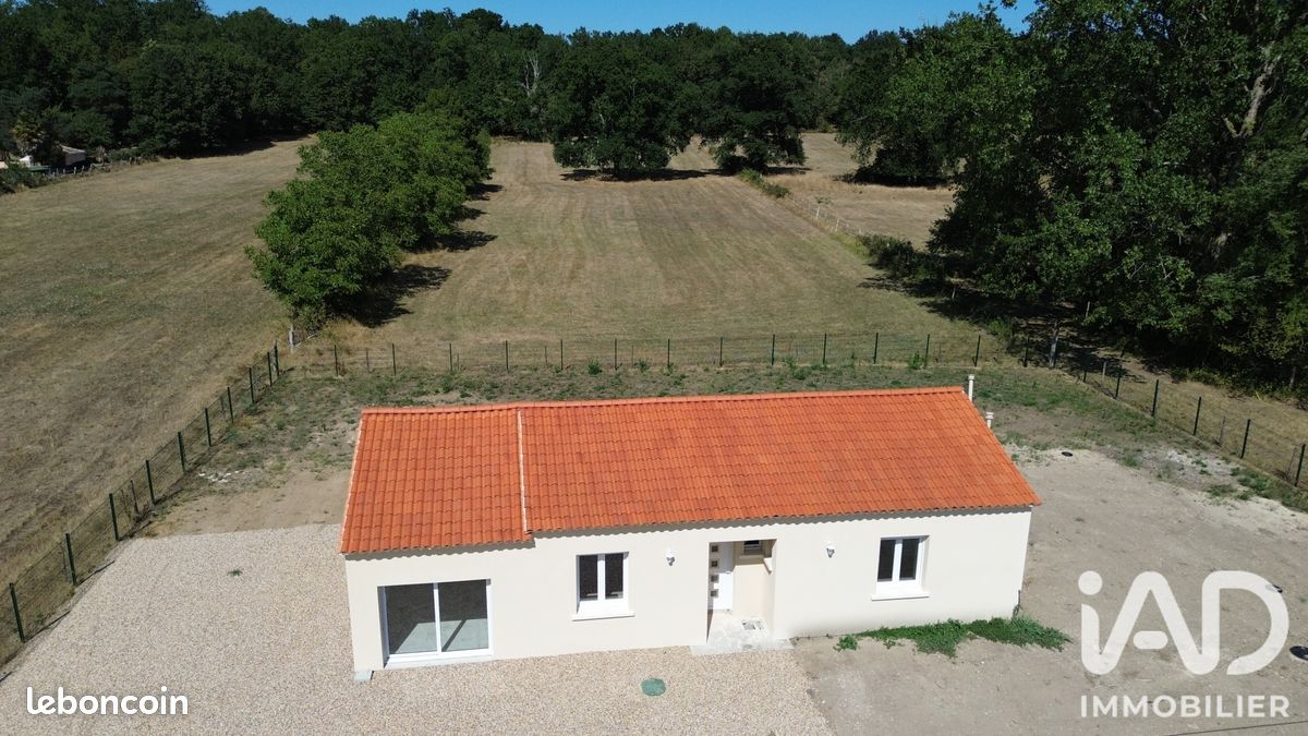 Maison 4 pièces 95 m² · à La Roche-Chalais · 95 m² · 179 900 €