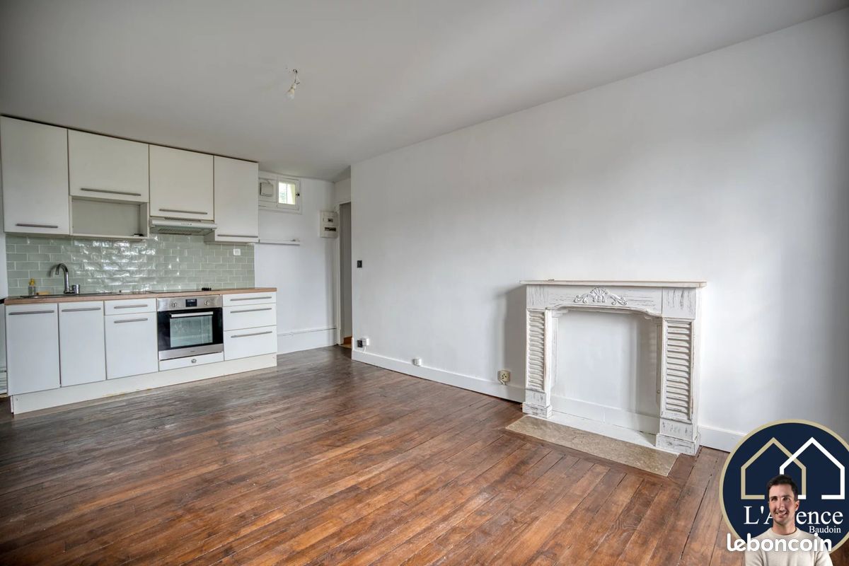 Appartement 2 pièces 40 m² · à Montfort-l'Amaury · 40 m² · 180 000 €