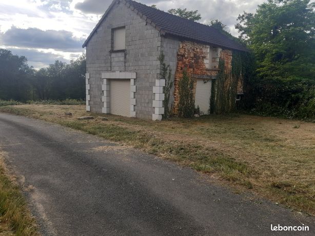 Grange à finir de restaurer