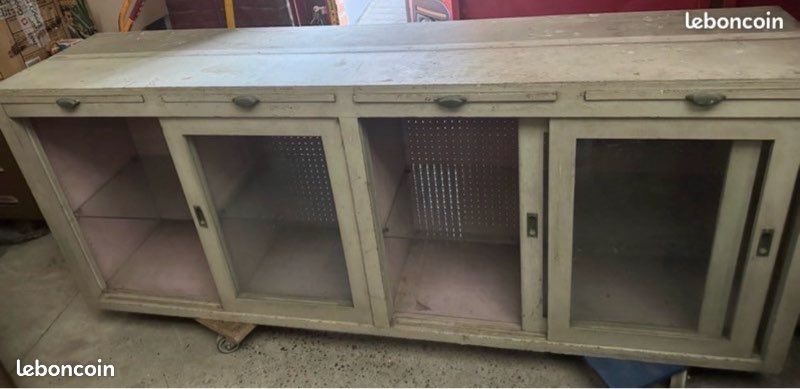 Comptoir Dimension 223 de l x 50 P 87,5 H meuble métier vitrine + 4 tablettes retractables (image 5)