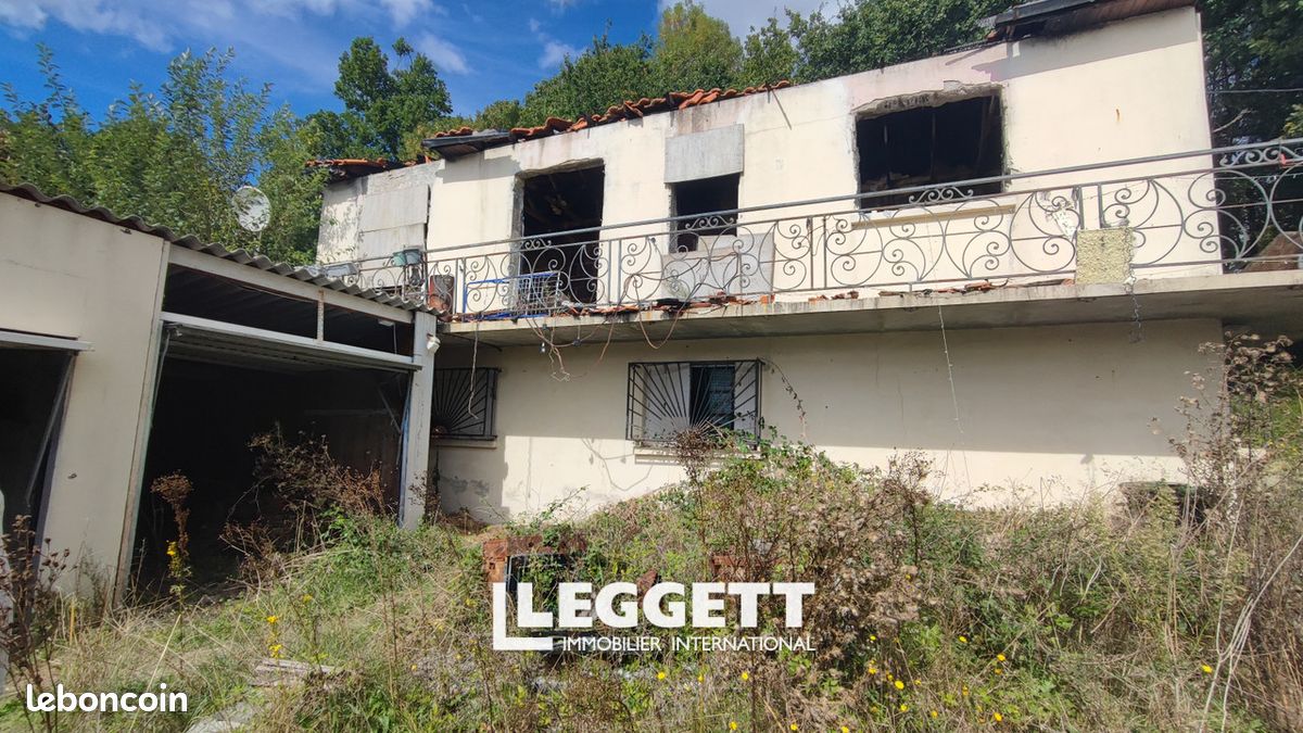 Maison 140 m² · à Villars-les-Bois · 140 m² · 51 600 €