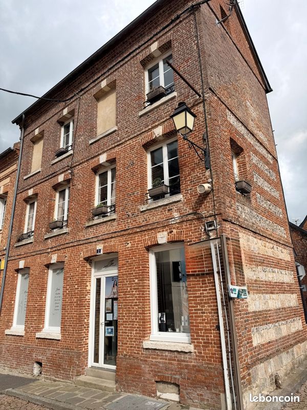 Immeuble 92 m² · à Doudeville · 92 m² · 158 000 €