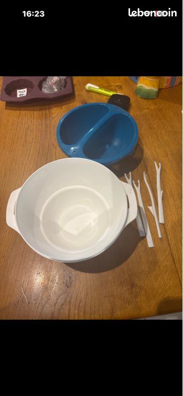 Fondu Tupperware (image 2)