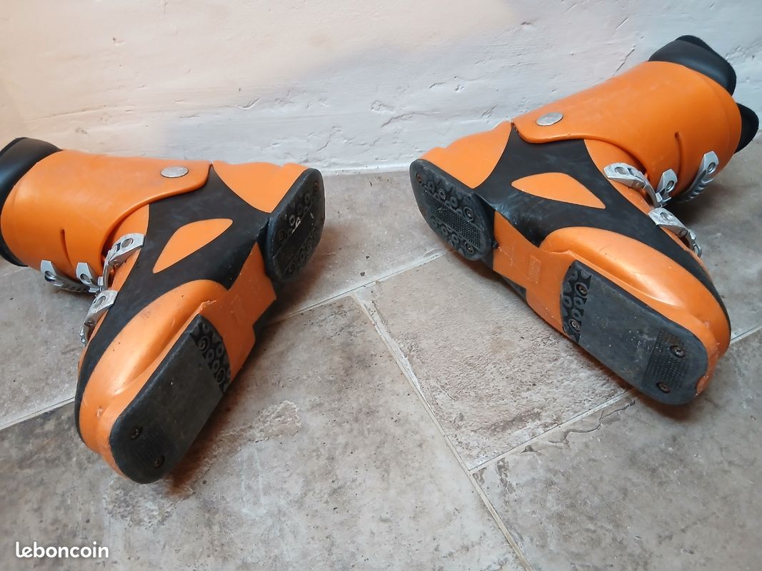 chaussure de ski occasion ROSSIGNOL ALL TRACK taille:38 = mondopoint:24/24 ,5