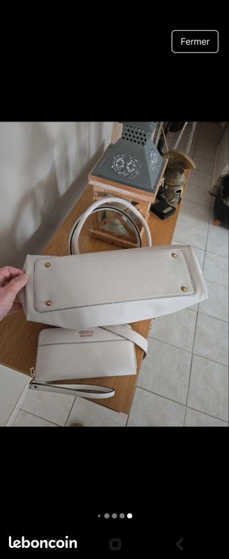 Sac a main et portefeuille guess (image 17)