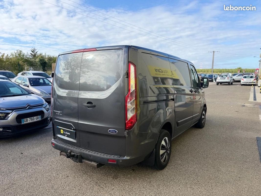Ford Transit Custom Vu FOURGON 280 2.0 ECOBLUE 130 cv CAMERA DE RECUL - ATTELAGE - CLIMATISATION (image 5)