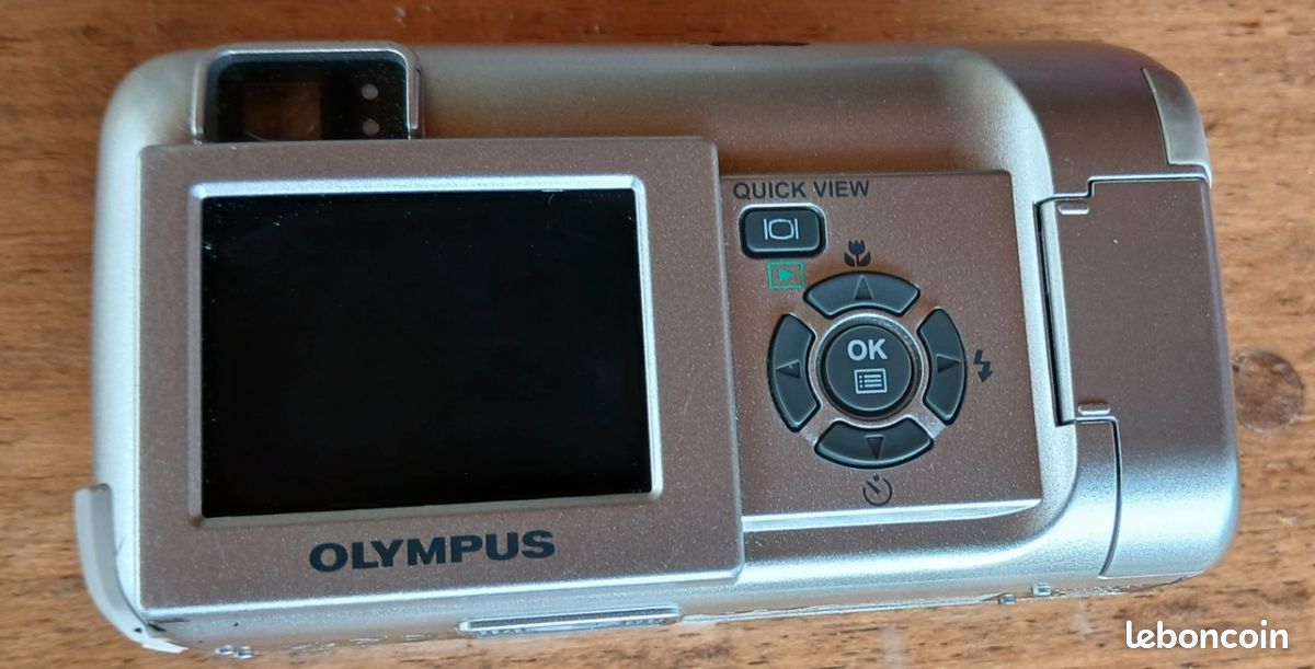 Appareil photo numérique Olympus Camedia C-450 zoom 4