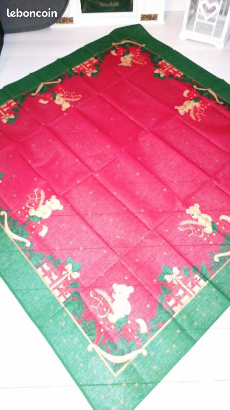 NAPPE DE NOËL CARRÉE - OURS et CHEVAL BASCULE - 140cm x 140cm 🎅🎄 (image 3)