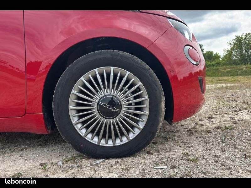 Fiat 500 e 95ch (RED) MY25 (image 18)