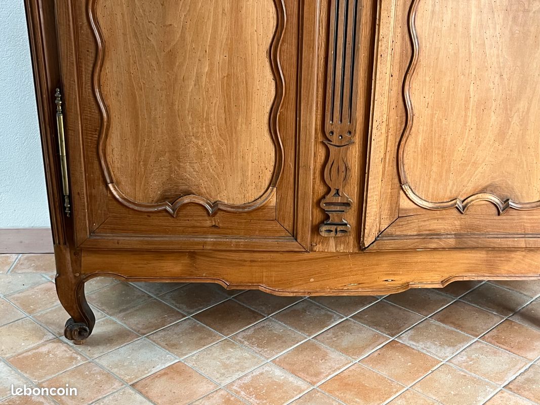 Armoire bois massif (image 2)