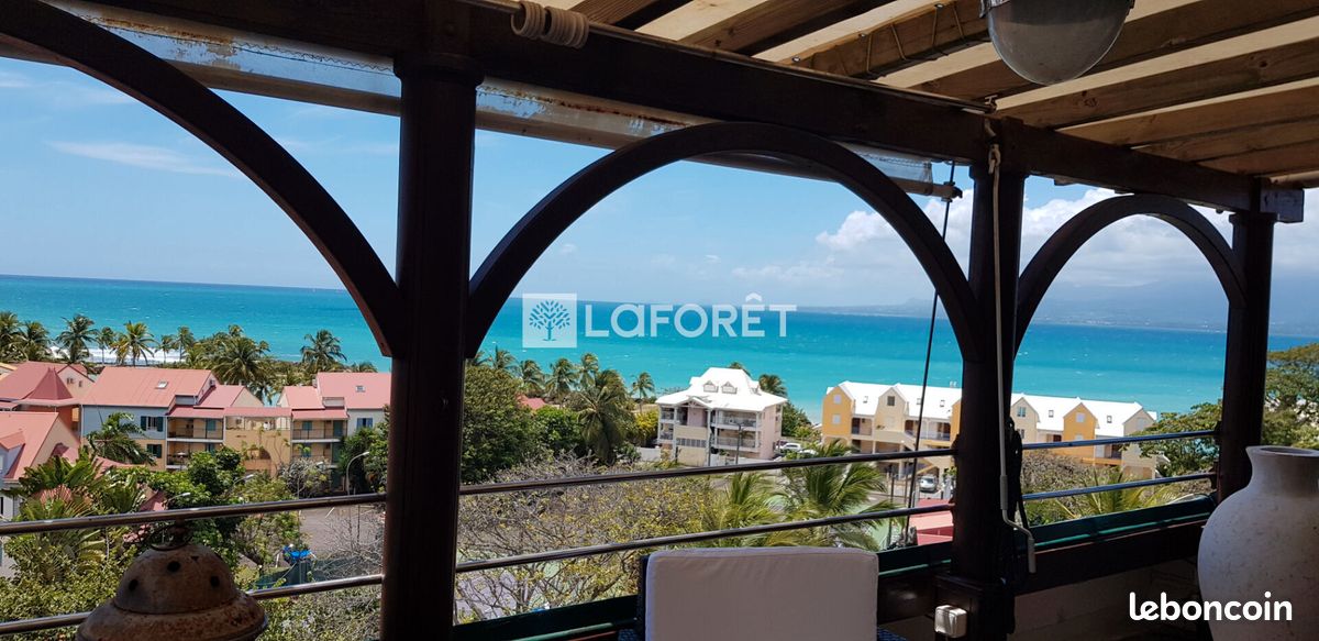 Appartement 5 pièces 97 m² · au Gosier · 97 m² · 390 000 €