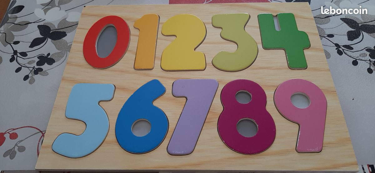Puzzle en bois (image 1)