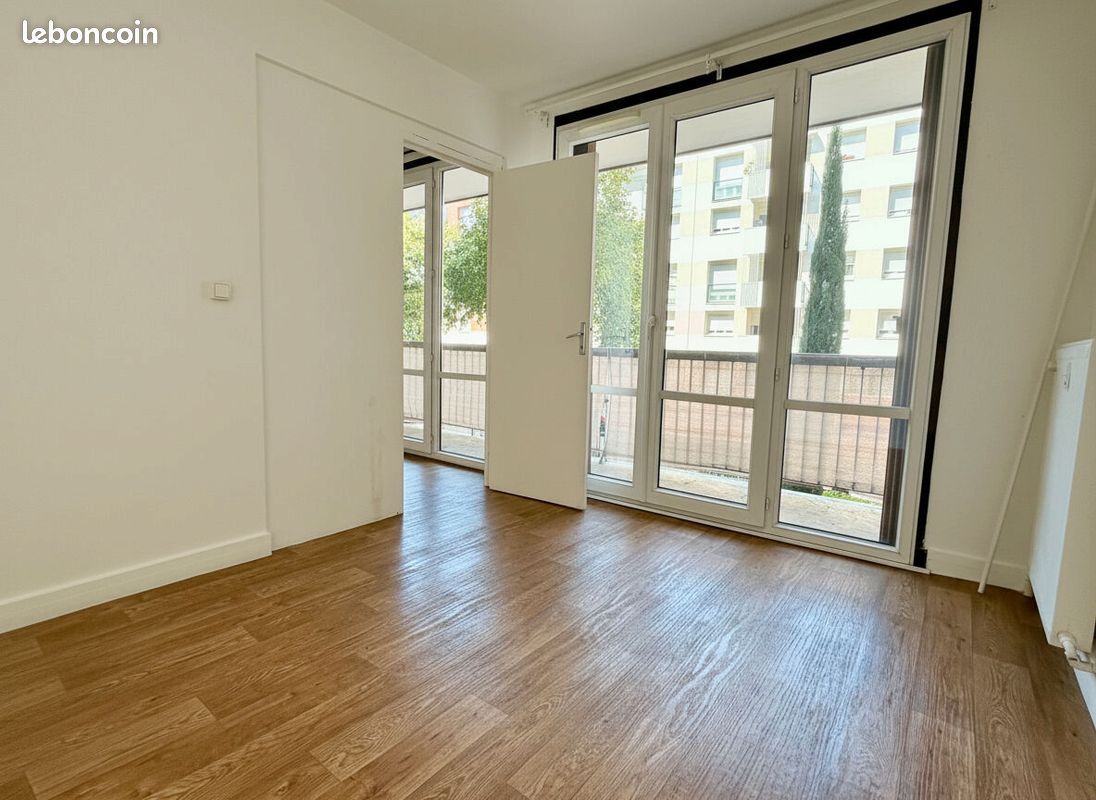 Appartement 3 pièces 59 m² · à Chaville · 59 m² · 1 415 €