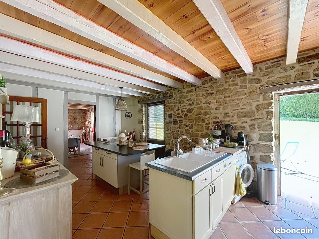Ferme 5 pièces 210 m² (image 2)