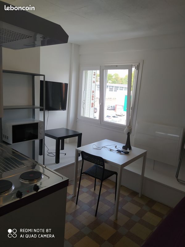 Appartement 1 pièce 12 m² · à Besançon · 12 m² · 450 €