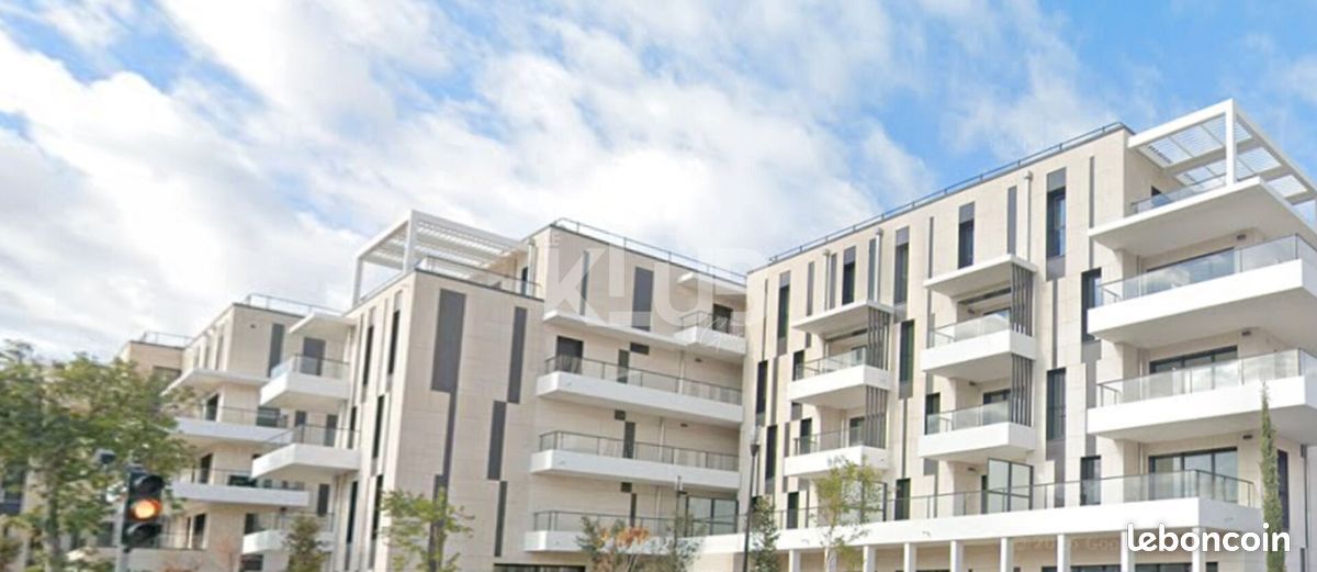 Parking 20 m² · à Marseille · 20 m² · 170 €/mois