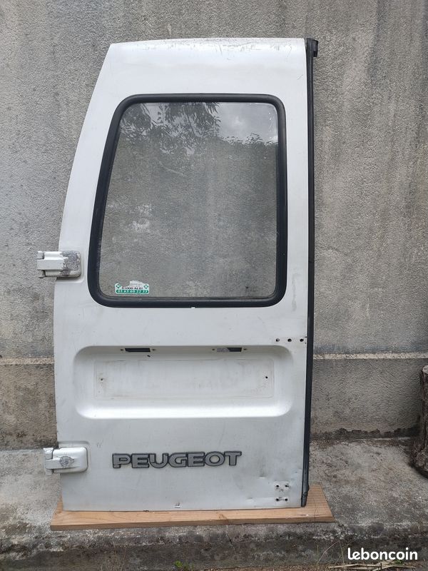Vitre porte arrière gauche jumpy (image 1)