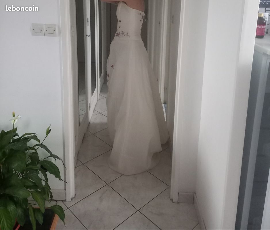 Robe (image 4)