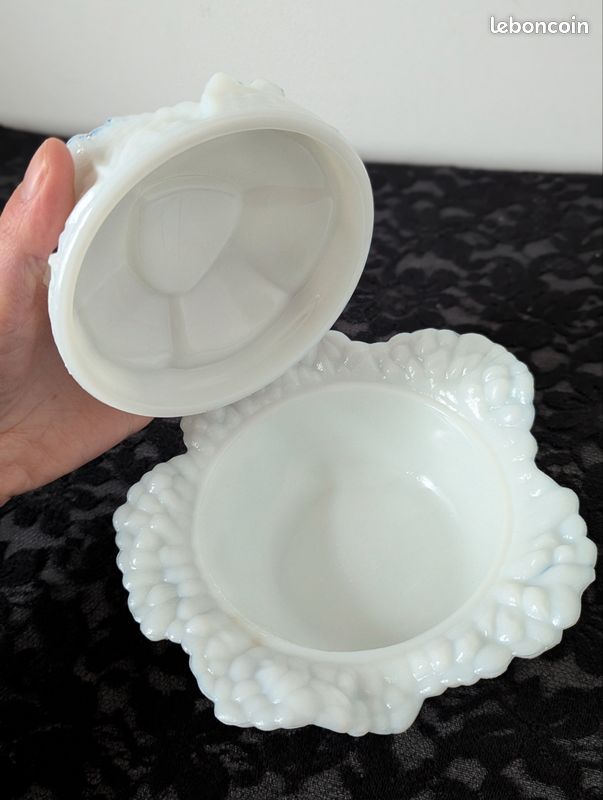 Bonbonnière chou en opaline de Portieux (image 4)