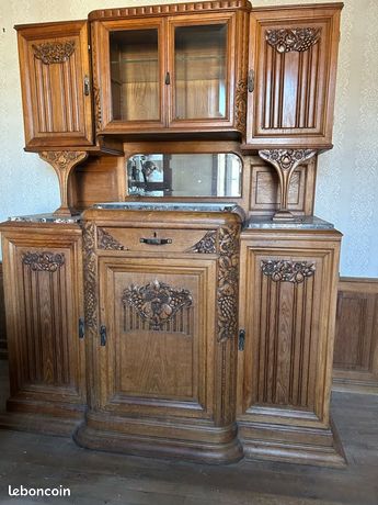 Vaisselier Ancien En Bois – Buffet Haut Marron – 11 étagères – Dimensions 120x80x240 Cm