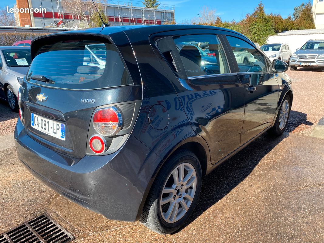 Chevrolet aveo 1.4 100ch ltz 5p garantie 3 mois (image 2)