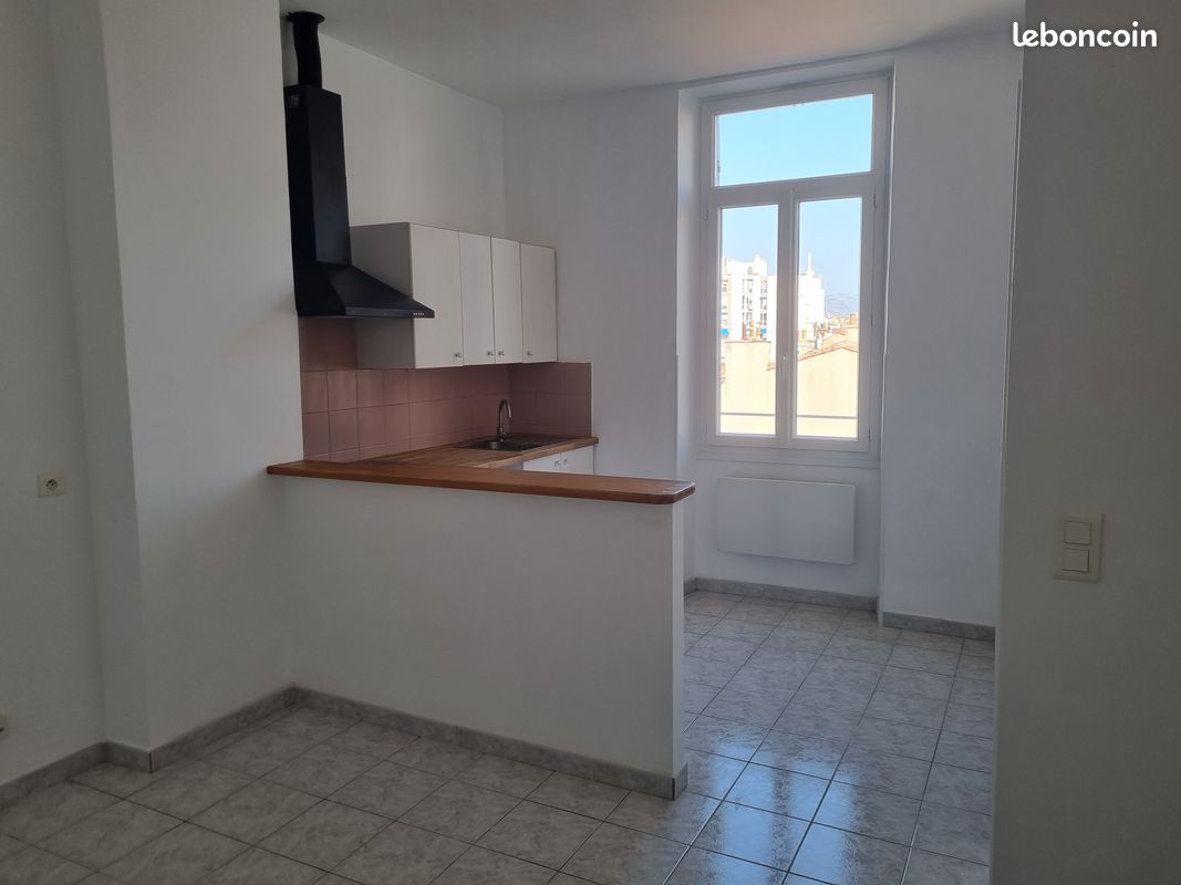 Appartement 3 pièces 40 m² · à Marseille · 40 m² · 770 €