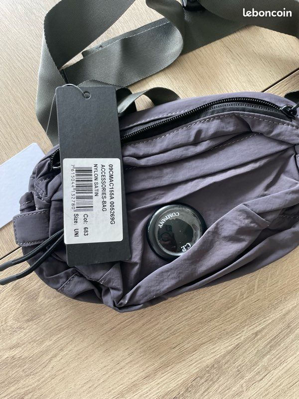Sacoche cp company neuf (image 3)