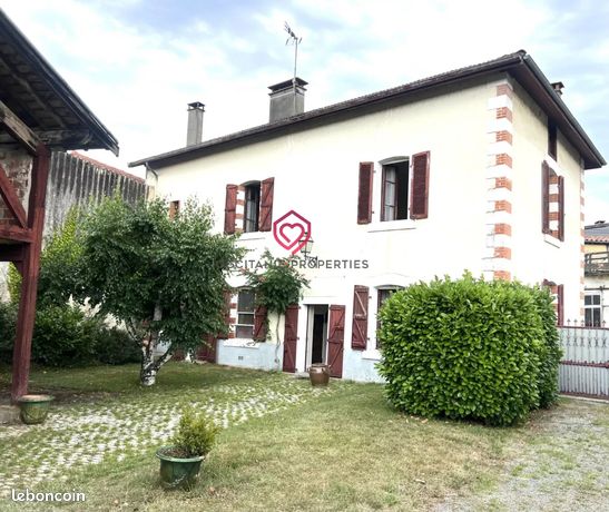 Maison de village 7 pièces 174 m²