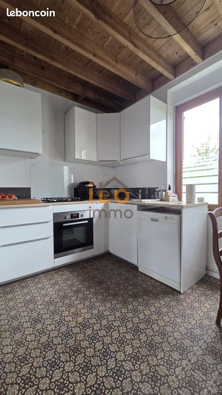Maison 5 pièces 90 m² · à Merville · 90 m² · 1 050 €/mois