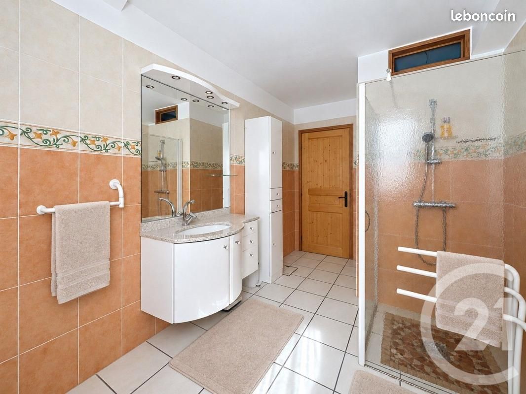 Ferme 7 pièces 198 m² (image 15)