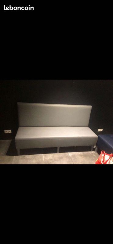 Lot de table et banquette (image 1)
