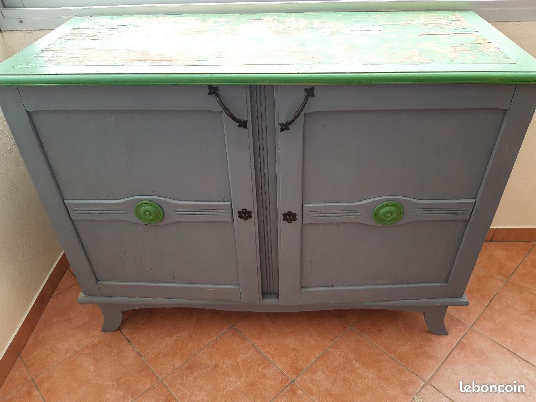 Buffet ancien (image 1)