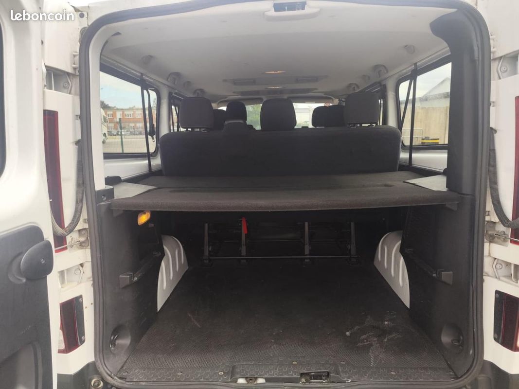 RENAULT TRAFIC Combi L2H1 1.6 dCi 125ch 9 Places (image 25)